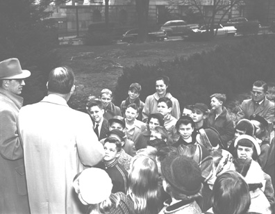 McKeldin with schoolchildren