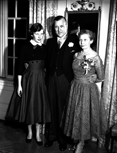 Governor McKeldin with Mrs. McKeldin and daughter Clara