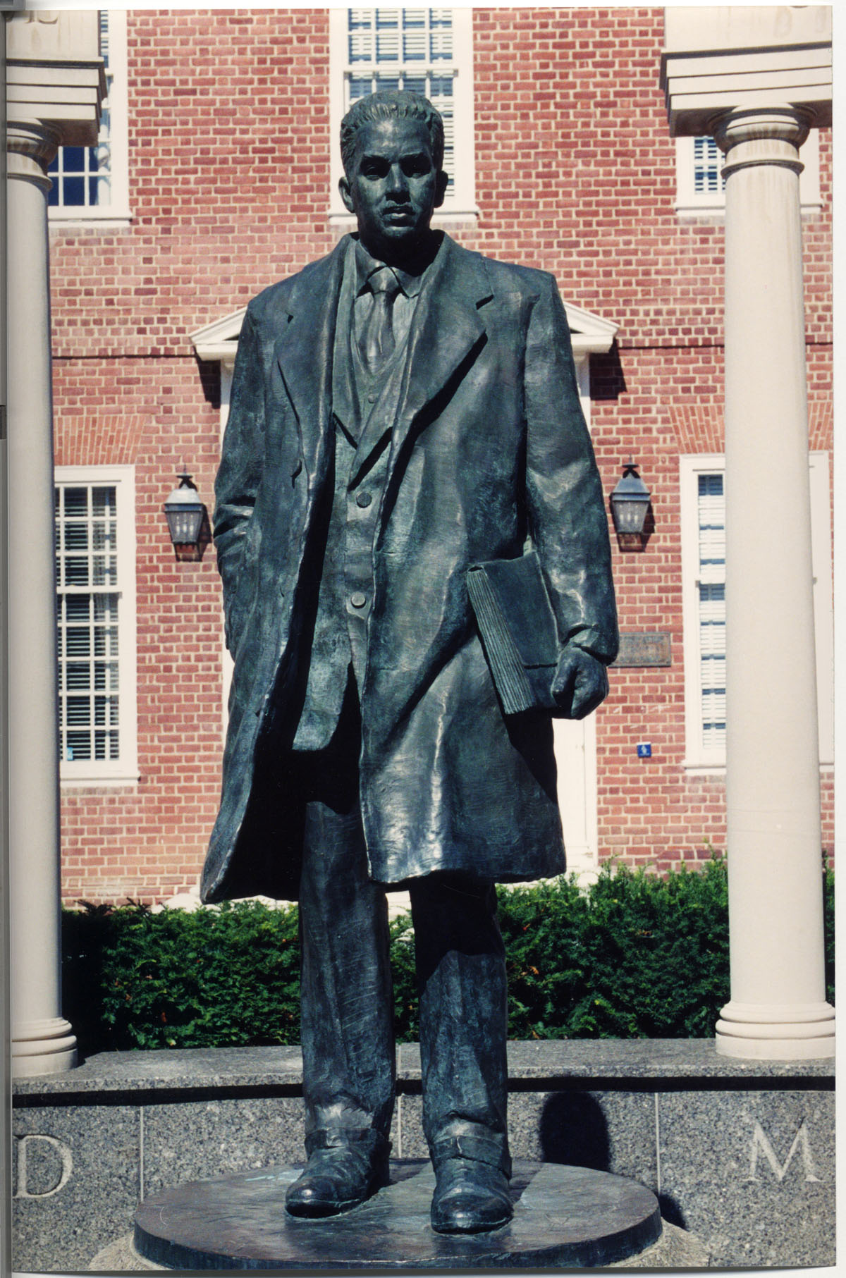 Sculpture: Thurgood Marshall by Antonio T. Mendez