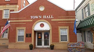 [photo, Town Hall, 22670 Washington St., Leonardtown, Maryland]