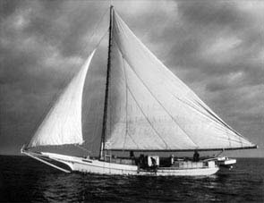 [photo, Skipjack under sail on Chesapeake Bay, Maryland]