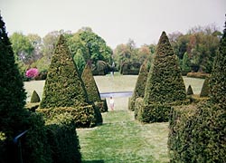 [photo, Ladew Topiary Gardens, Monkton, Maryland]