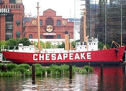 [photo, Lightship 116 Chesapeake (Historic Ships in Baltimore), Pier 3, Inner Harbor, Baltimore, Maryland]