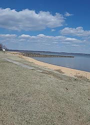 [photo, Hammerman Area beach, Gunpowder Falls State Park, 7200 Graces Quarters, Middle River (Baltimore County), Maryland]
