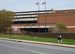 [photo, Edward C. Papenfuse State Archives Building, 350 Rowe Blvd., Annapolis, Maryland]