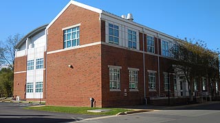 [photo, Bernie Fowler Laboratory, Chesapeake Biological Laboratory, 142 Williams St., Solomons, Maryland]