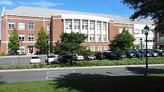 [photo, Franklin P. Perdue School of Business, Perdue Hall, U.S. Route 13, Salisbury University, Salisbury, Maryland]