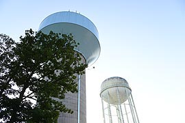 [photo, St. Barnabas Elevated Water Tank, 2104 Alice Ave., Oxon Hill, Maryland]