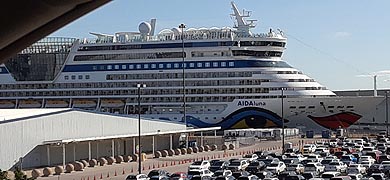 [AIDAluna cruise ship, Cruise Maryland Terminal, Baltimore, Maryland]