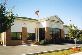 [photo, Caroline County Board of Education, 204 Franklin St., Denton, Maryland]