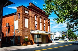 [photo, Town Hall, 118 North Main St., Federalsburg, Maryland]