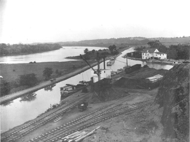 Side of the C and O Canal, 1903