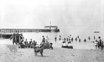 photo of betterton beach with small crowd