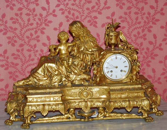 Mantel clock