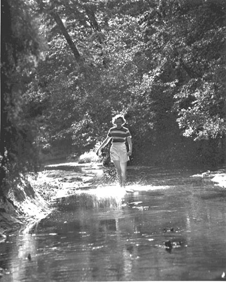 Alice Wiseman in Tyre Blue Creek, 1942