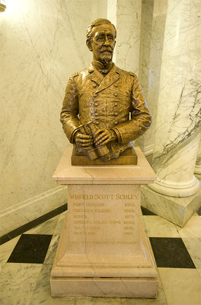 Bronze bust of Winfield Scott Schley