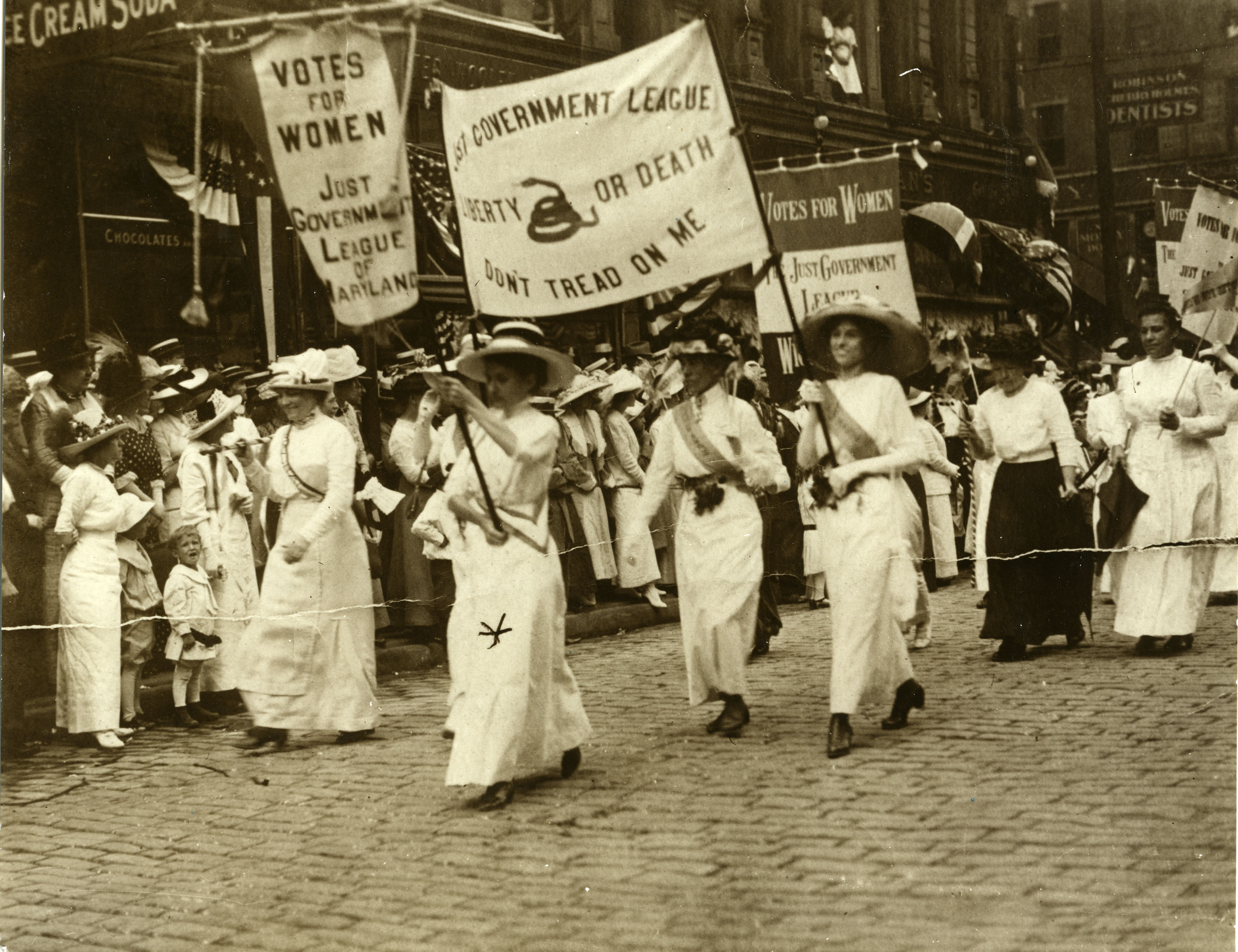 Image of Parade of Suffragists